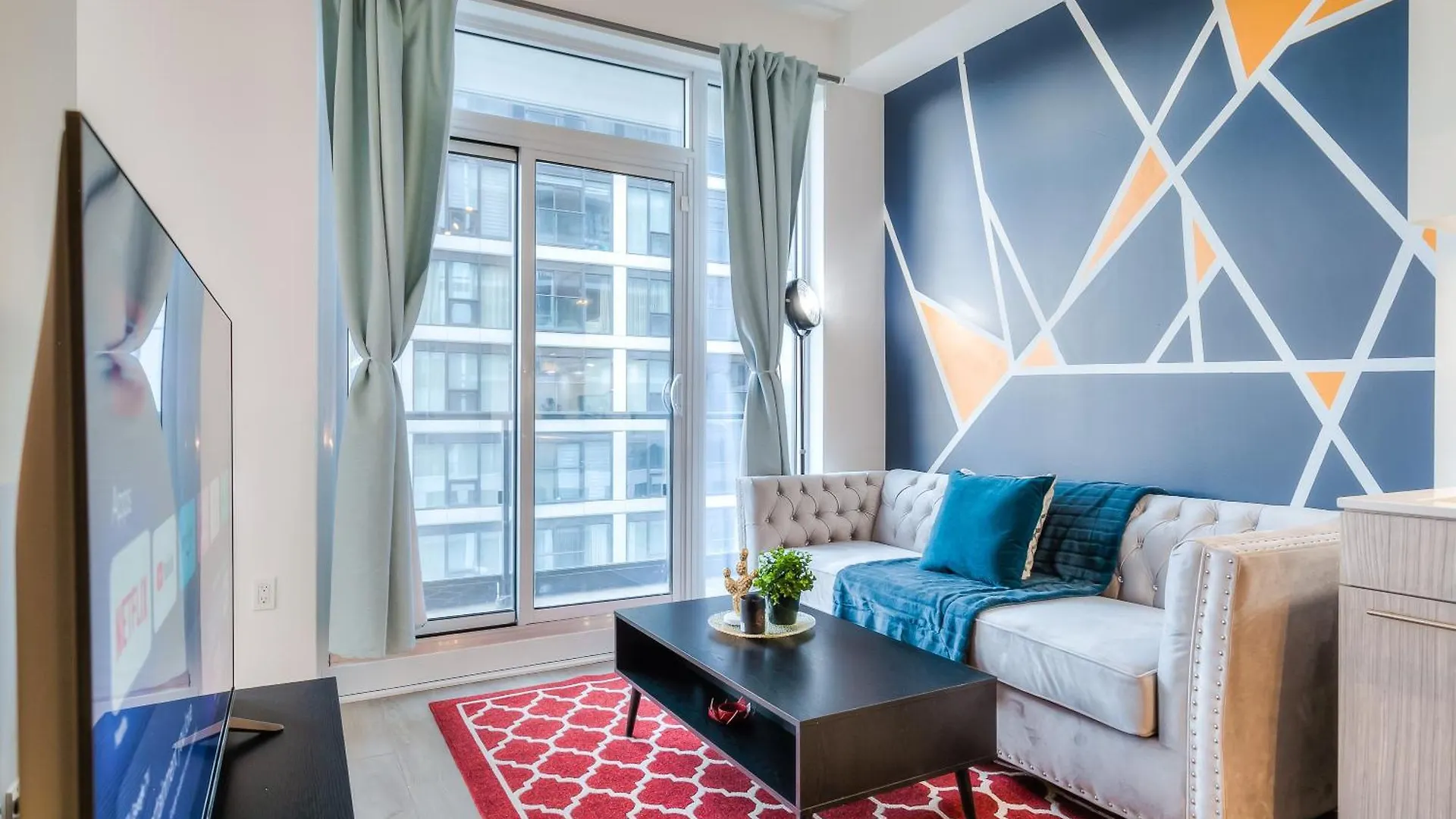 Jarvis Apartment Canada