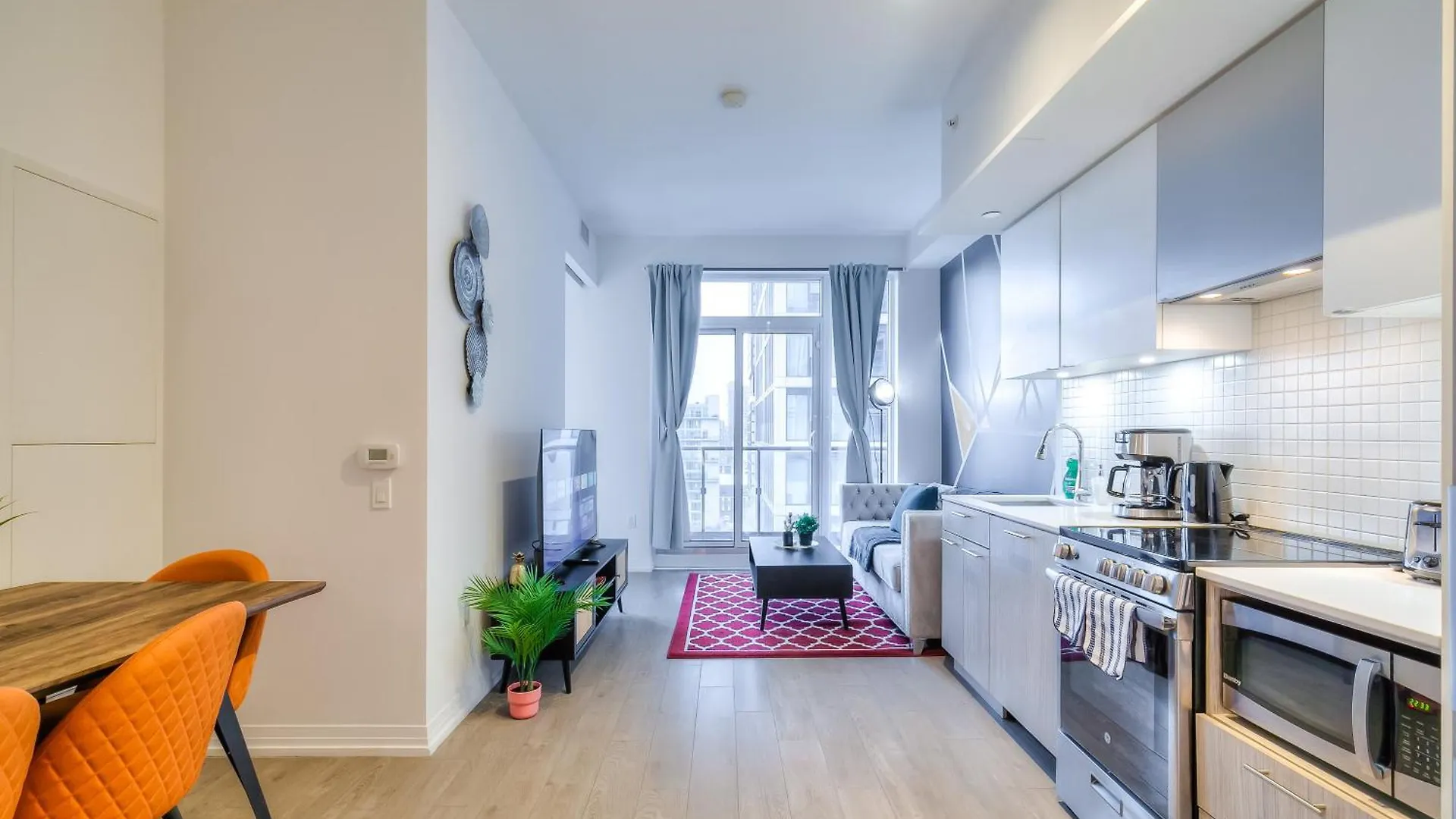 Jarvis Apartment