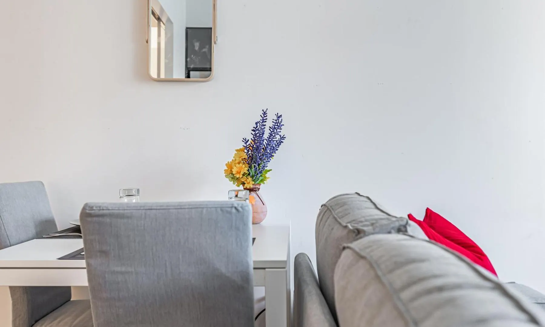 ** Hotel Jarvis Apartment Canada